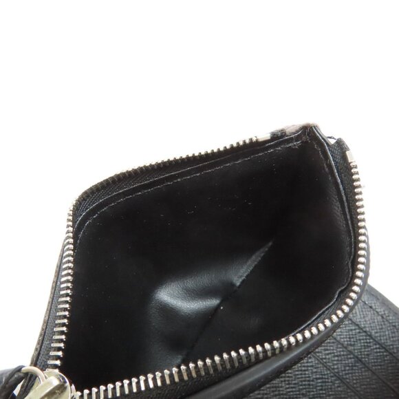 LOUIS VUITTON Red Monogram Wallet - Picture 5 of 11